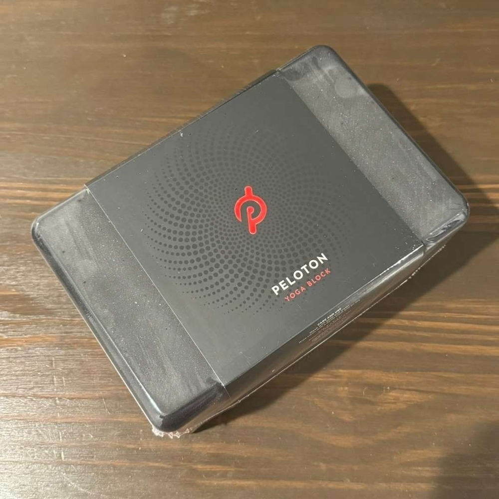 Peloton Yoga Block Black EVA Foam 4"x6"x9" Beginners Advanced New YG-BL-A-01